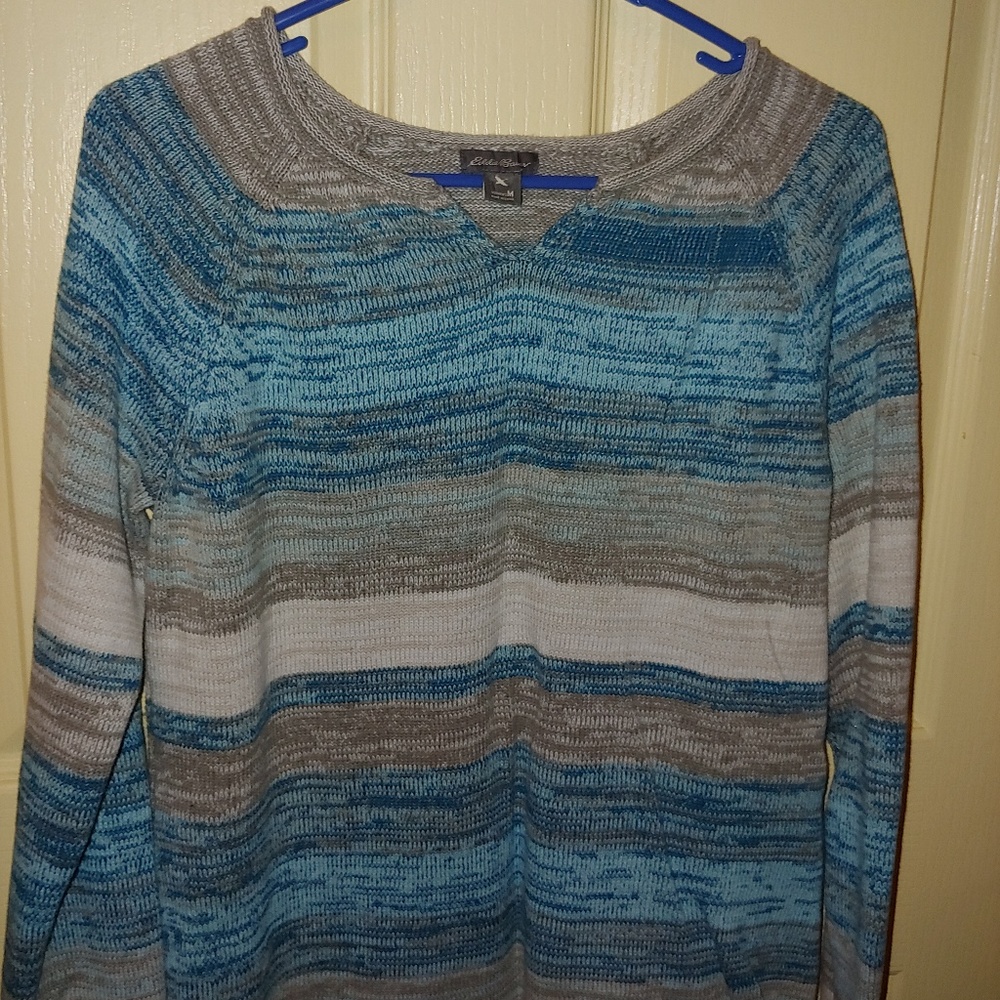 Womens Eddie Bauer Sweater. Size Med.
